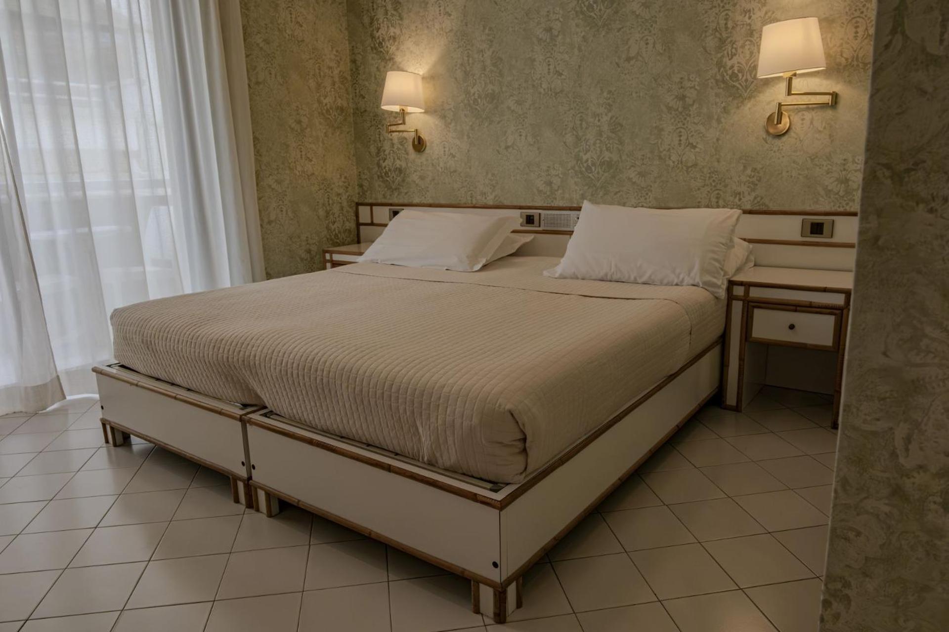 Hotel President - Vintage Hotel In Centro Riccione Exteriér fotografie