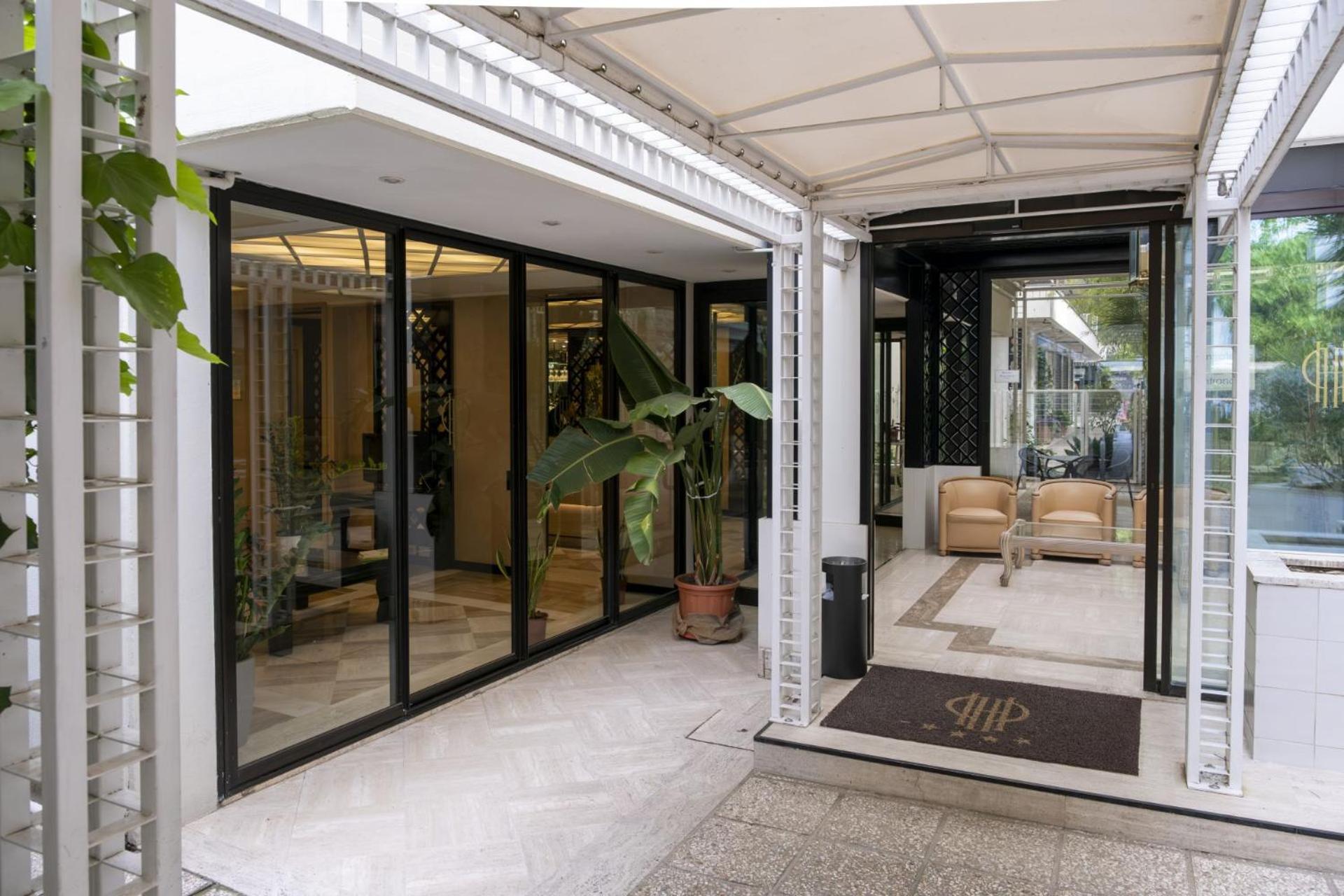Hotel President - Vintage Hotel In Centro Riccione Exteriér fotografie